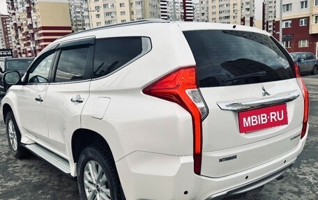 Mitsubishi Pajero Sport III рестайлинг, 2019 год, 2 990 000 рублей, 2 фотография