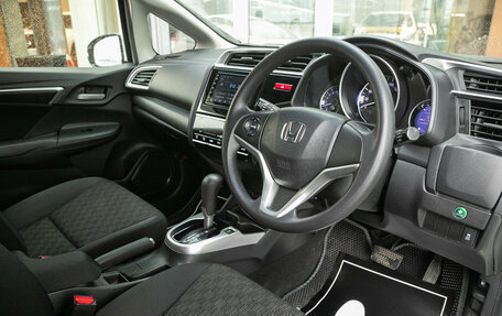 Honda Fit III, 2013 год, 878 000 рублей, 17 фотография