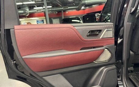 Infiniti QX80, 2025 год, 15 173 359 рублей, 26 фотография