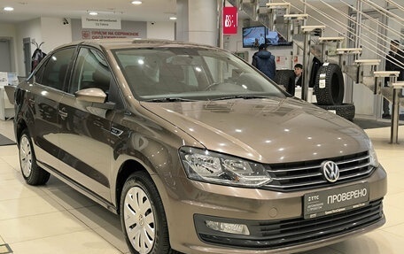 Volkswagen Polo VI (EU Market), 2018 год, 880 000 рублей, 3 фотография