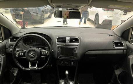 Volkswagen Polo VI (EU Market), 2018 год, 880 000 рублей, 14 фотография