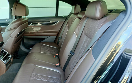 BMW 7 серия, 2020 год, 6 850 000 рублей, 12 фотография