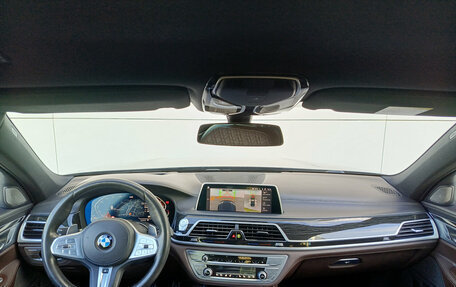 BMW 7 серия, 2020 год, 6 850 000 рублей, 14 фотография