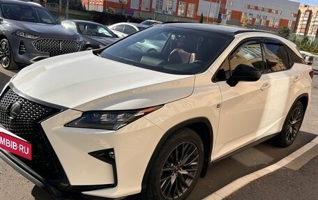 Lexus RX IV рестайлинг, 2018 год, 4 000 000 рублей, 2 фотография