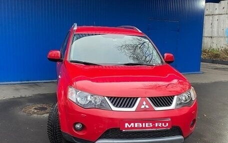 Mitsubishi Outlander III рестайлинг 3, 2007 год, 960 000 рублей, 2 фотография