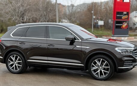 Volkswagen Touareg III, 2019 год, 4 850 000 рублей, 8 фотография
