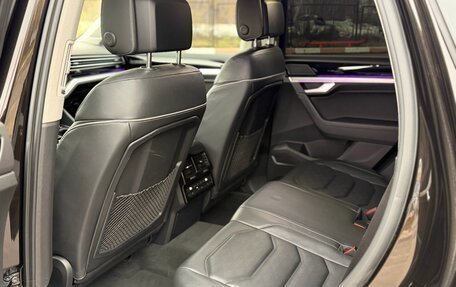 Volkswagen Touareg III, 2019 год, 4 850 000 рублей, 16 фотография