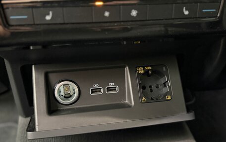 Volkswagen Touareg III, 2019 год, 4 850 000 рублей, 18 фотография