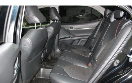 Toyota Camry, 2020 год, 2 950 000 рублей, 12 фотография