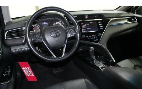 Toyota Camry, 2020 год, 2 950 000 рублей, 14 фотография