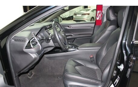 Toyota Camry, 2020 год, 2 950 000 рублей, 22 фотография