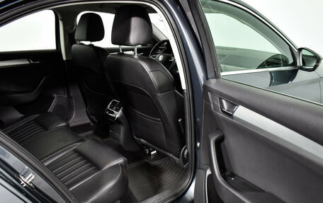 Skoda Superb III рестайлинг, 2018 год, 1 670 000 рублей, 12 фотография