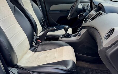 Chevrolet Cruze II, 2012 год, 620 000 рублей, 7 фотография