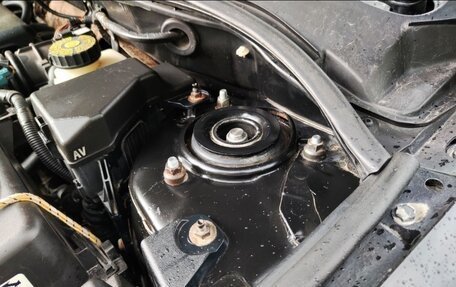 Toyota Avensis III рестайлинг, 2004 год, 650 000 рублей, 7 фотография