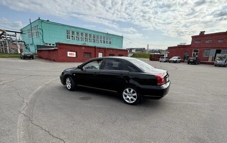 Toyota Avensis III рестайлинг, 2004 год, 650 000 рублей, 2 фотография