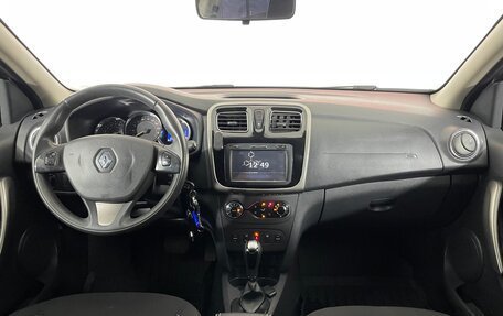 Renault Sandero II рестайлинг, 2017 год, 1 040 000 рублей, 12 фотография