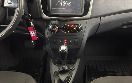 Renault Sandero II рестайлинг, 2017 год, 1 040 000 рублей, 16 фотография