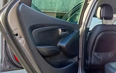 Hyundai ix35 I рестайлинг, 2014 год, 1 290 000 рублей, 16 фотография