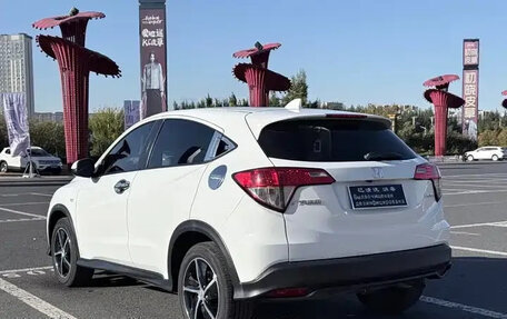 Honda Vezel, 2021 год, 2 118 000 рублей, 5 фотография