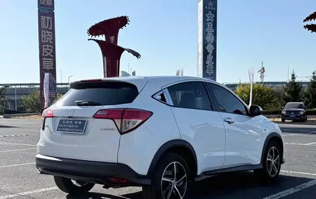 Honda Vezel, 2021 год, 2 118 000 рублей, 7 фотография