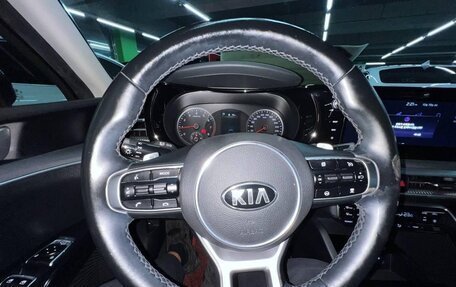 KIA K5, 2021 год, 2 300 000 рублей, 5 фотография