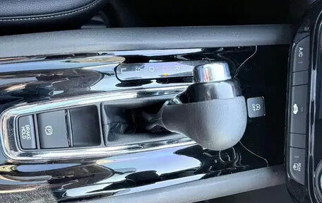 Honda Vezel, 2021 год, 2 118 000 рублей, 21 фотография