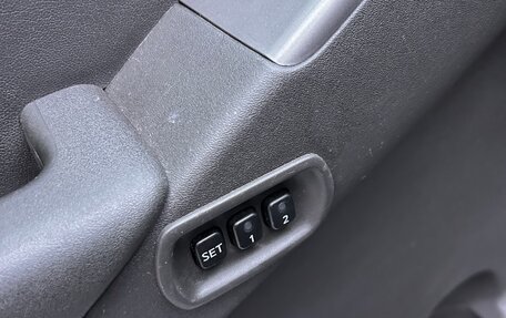 Nissan Pathfinder, 2005 год, 630 000 рублей, 13 фотография