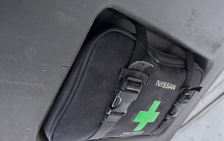 Nissan Pathfinder, 2005 год, 630 000 рублей, 22 фотография