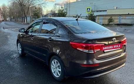 KIA Rio III рестайлинг, 2016 год, 870 000 рублей, 4 фотография