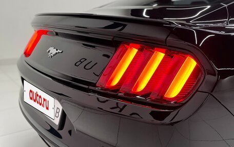 Ford Mustang VI рестайлинг, 2014 год, 2 300 000 рублей, 29 фотография