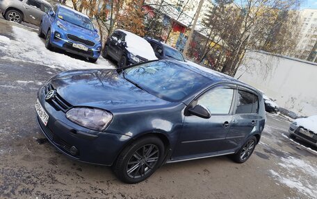 Volkswagen Golf V, 2006 год, 450 000 рублей, 2 фотография
