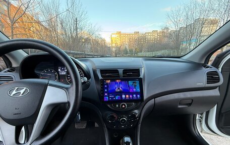 Hyundai Solaris II рестайлинг, 2015 год, 930 000 рублей, 7 фотография