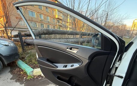 Hyundai Solaris II рестайлинг, 2015 год, 930 000 рублей, 5 фотография