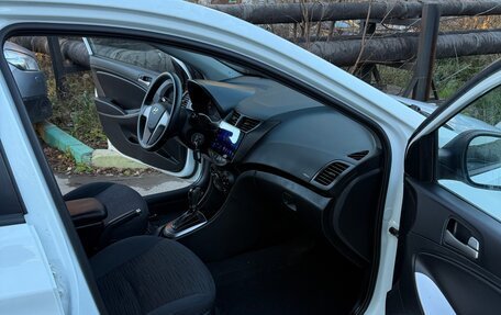 Hyundai Solaris II рестайлинг, 2015 год, 930 000 рублей, 13 фотография