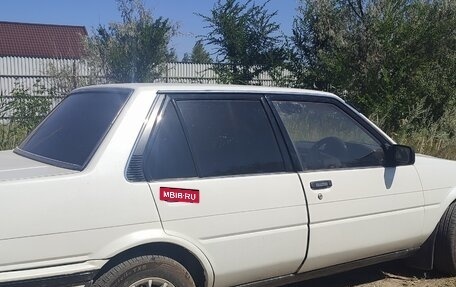 Toyota Corolla, 1985 год, 350 000 рублей, 3 фотография