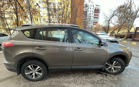 Toyota RAV4, 2016 год, 2 500 000 рублей, 5 фотография