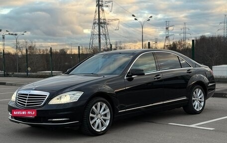 Mercedes-Benz S-Класс, 2010 год, 2 490 000 рублей, 2 фотография