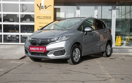 Honda Fit III, 2019 год, 1 075 000 рублей, 2 фотография