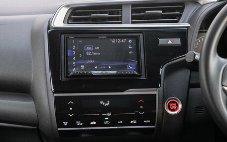 Honda Fit III, 2019 год, 1 075 000 рублей, 17 фотография