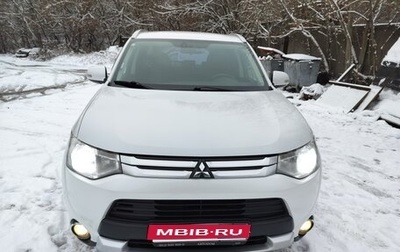 Mitsubishi Outlander III рестайлинг 3, 2014 год, 1 600 000 рублей, 1 фотография