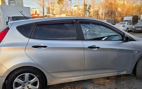 Hyundai Solaris II рестайлинг, 2012 год, 720 000 рублей, 4 фотография