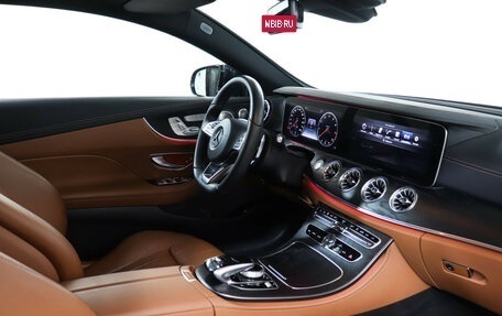 Mercedes-Benz E-Класс, 2017 год, 4 800 000 рублей, 9 фотография