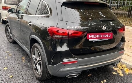 Mercedes-Benz GLA, 2020 год, 4 280 000 рублей, 4 фотография