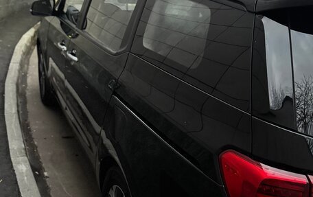 KIA Carnival III, 2020 год, 2 350 000 рублей, 7 фотография