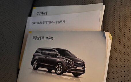 KIA Carnival III, 2020 год, 2 350 000 рублей, 23 фотография