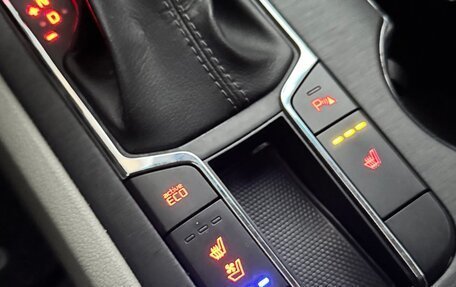 KIA Carnival III, 2020 год, 2 350 000 рублей, 34 фотография