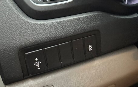 KIA Carnival III, 2020 год, 2 350 000 рублей, 30 фотография