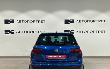 Volkswagen Tiguan II, 2019 год, 2 499 000 рублей, 6 фотография