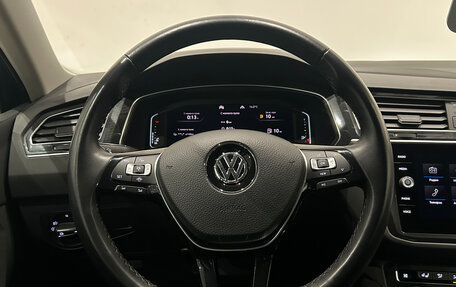 Volkswagen Tiguan II, 2019 год, 2 499 000 рублей, 21 фотография