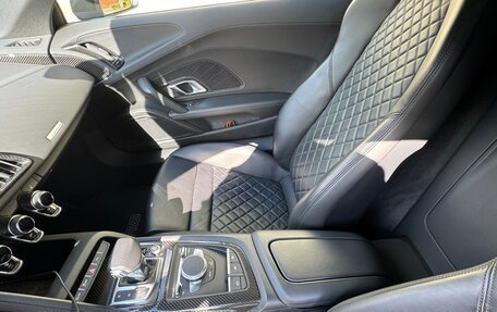 Audi R8, 2019 год, 19 500 000 рублей, 8 фотография